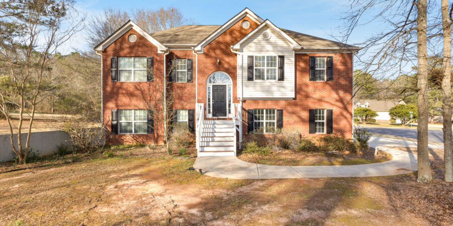 901 Gettysburg Way Front